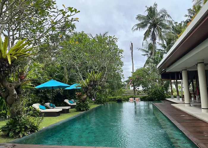 Villa Sally